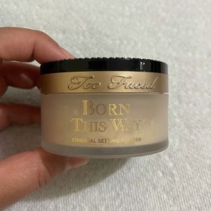 Too Faced Born This Way Ethereal Loose Powder